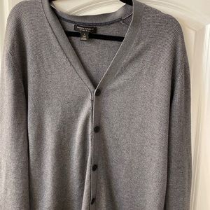 VINTAGE STYLE BANANA REPUBLIC “LUXURY” LINE CARDIGAN SWEATER